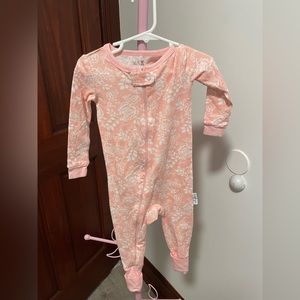 Max & Olivia Onesie w/ Matching Bear Blankie